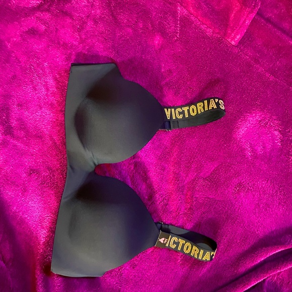 Victoria’s Secret / T-Shirt Bra - Picture 6 of 6